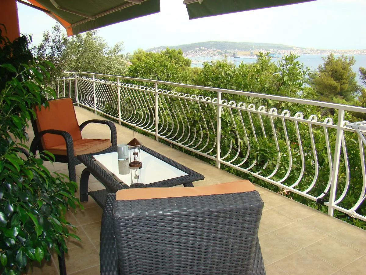 Apartments Zgogo Trogir